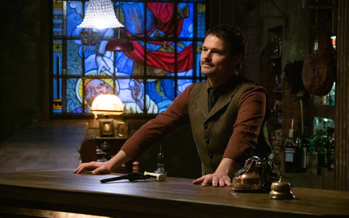 Кадр из сериала "Бар «Один звонок»"