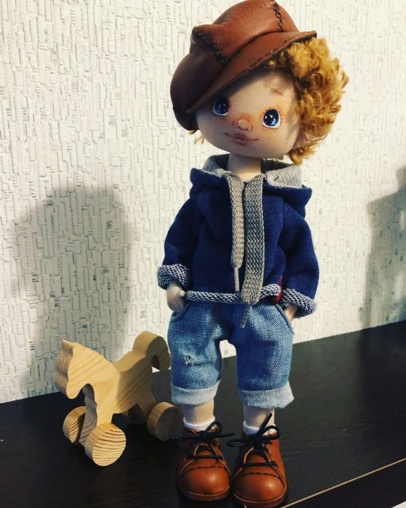 Листайте вправо, чтобы увидеть больше изображений