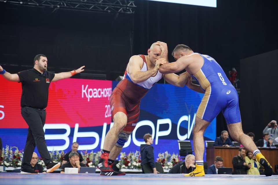   ИВАНОВА Диана