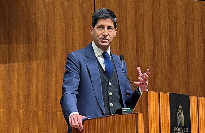    Кевин Уорш. REUTERS/Ann Saphir