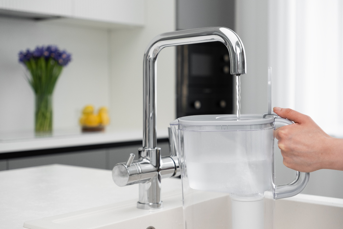 Фильтр-кувшин СИНГАПУР Опти-Лайт белый. Серия Стайл