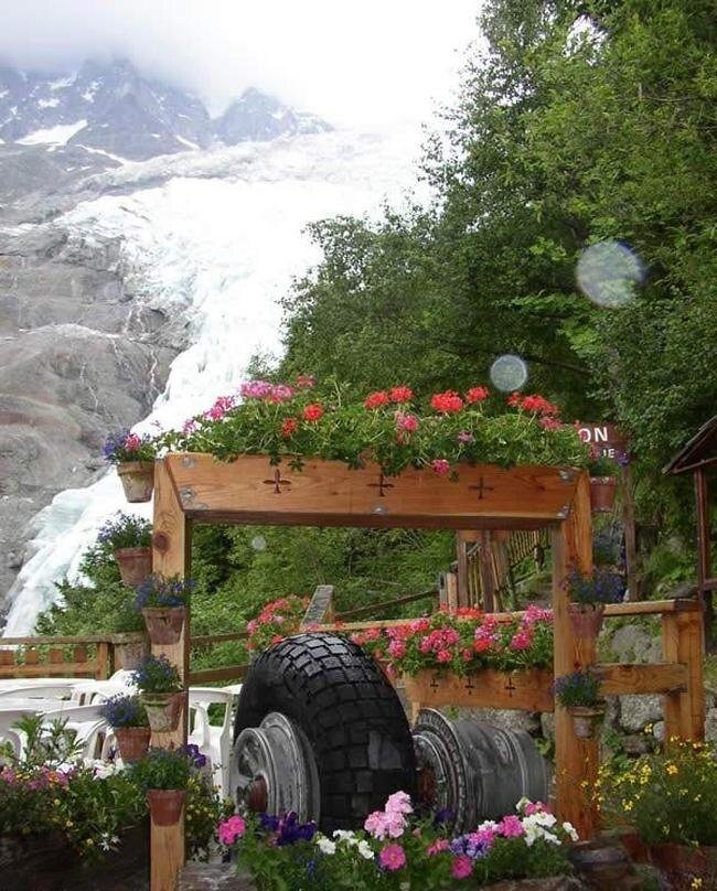 Колесо «Принцессы Малабара» как памятник жертвам рейса AI-245 Jean-Michel de Poivre