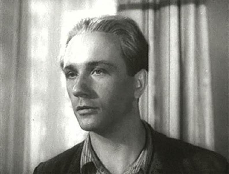 "Из Лебяжьего сообщают" (1960). Сеня Громов комбайнер.