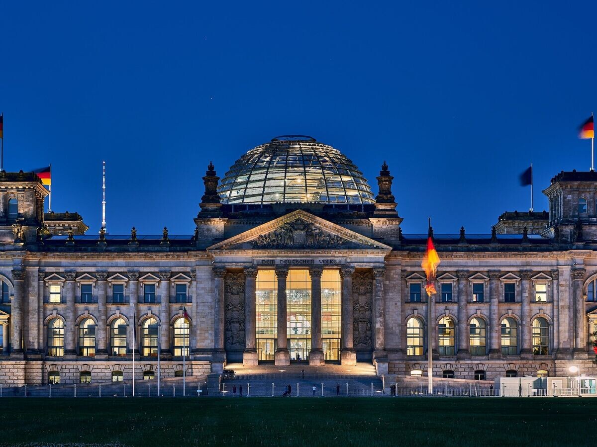    Рейхстаг, Берлин, Германия© Unsplash/Norbert Braun