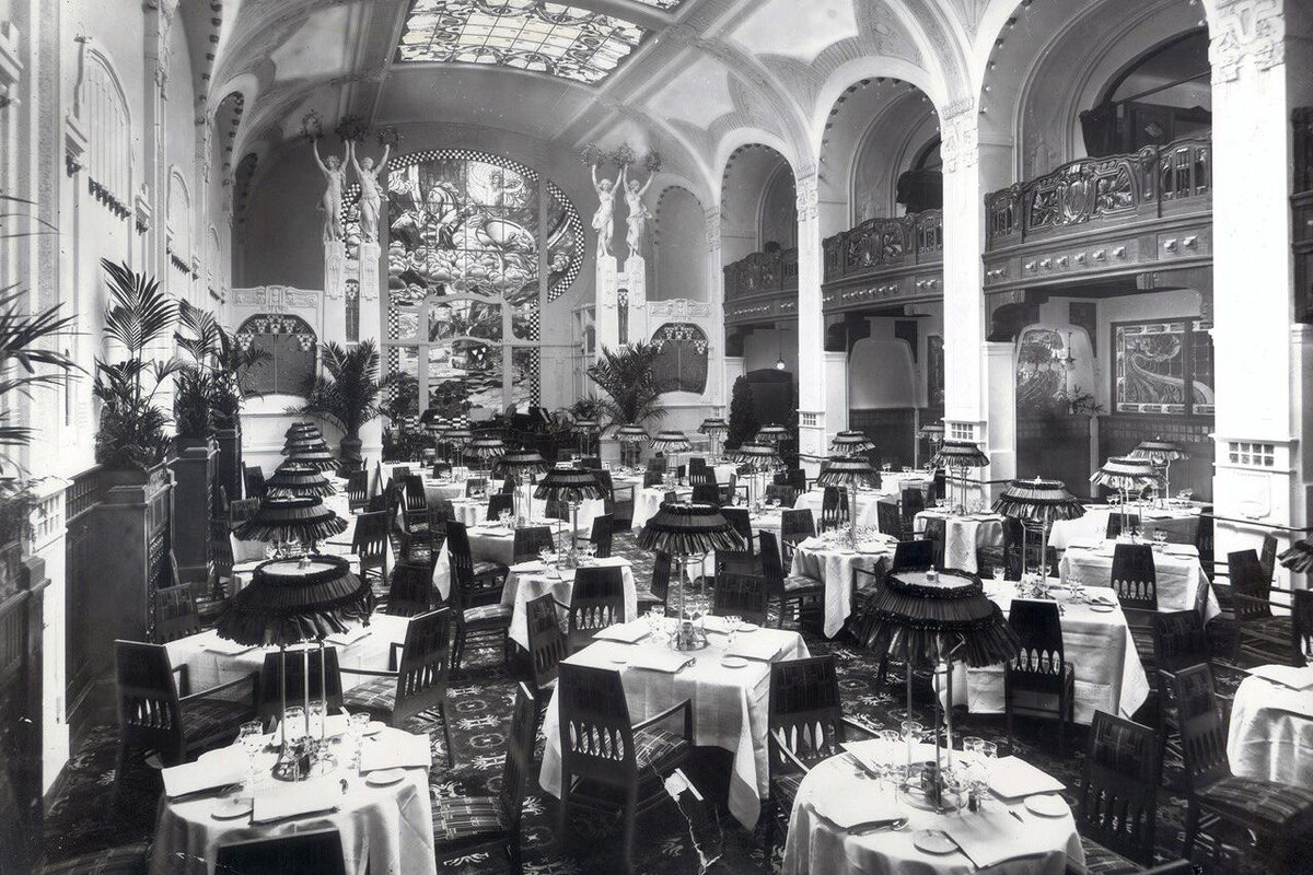 пресс-служба «Гранд отеля Европа»📷Ресторан «Европа», историческое фото