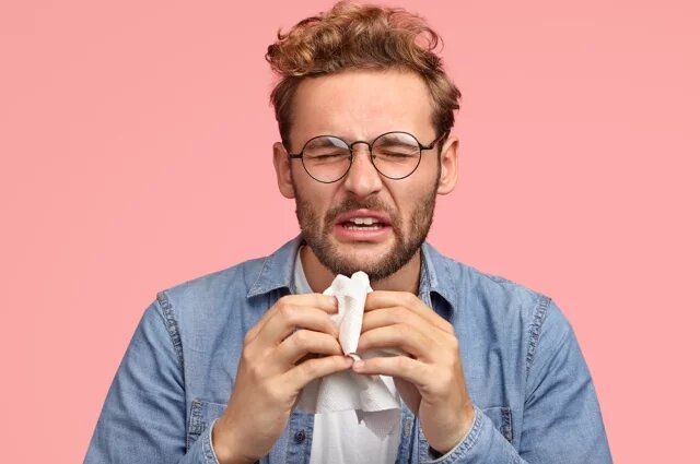    Почему человек чихает несколько раз подряд?