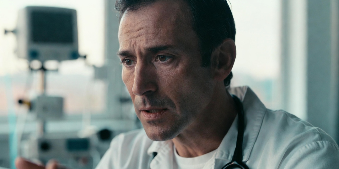 ОНКОЛОГИ НЕ ПОНИМАЛИ, ПОЧЕМУ ТЕЛО НЕ РЕАГИРУЕТ НА ЛЕЧЕНИЕ — пока психолог не нашёл 1 фразу из детства: