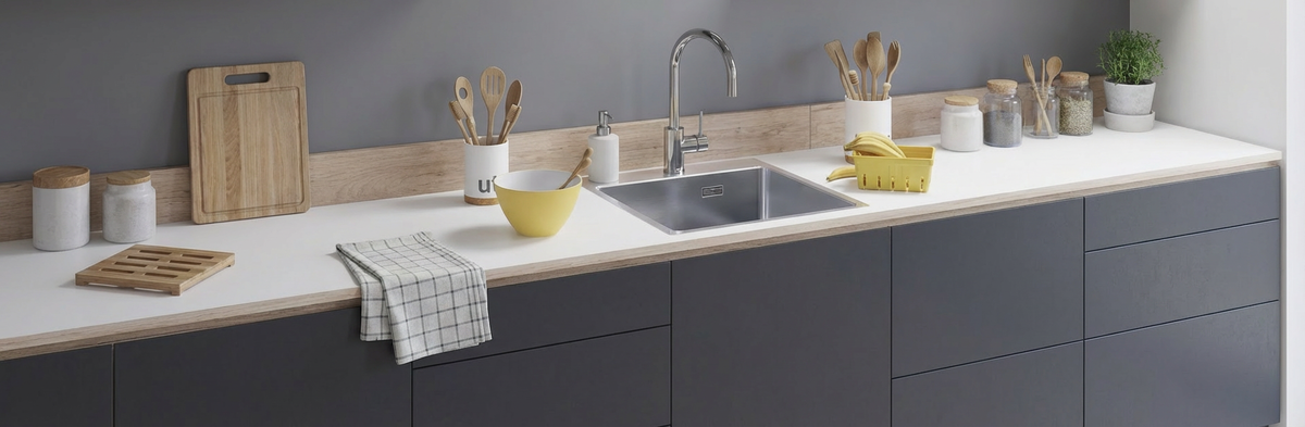 Мойка в интерьере кухни