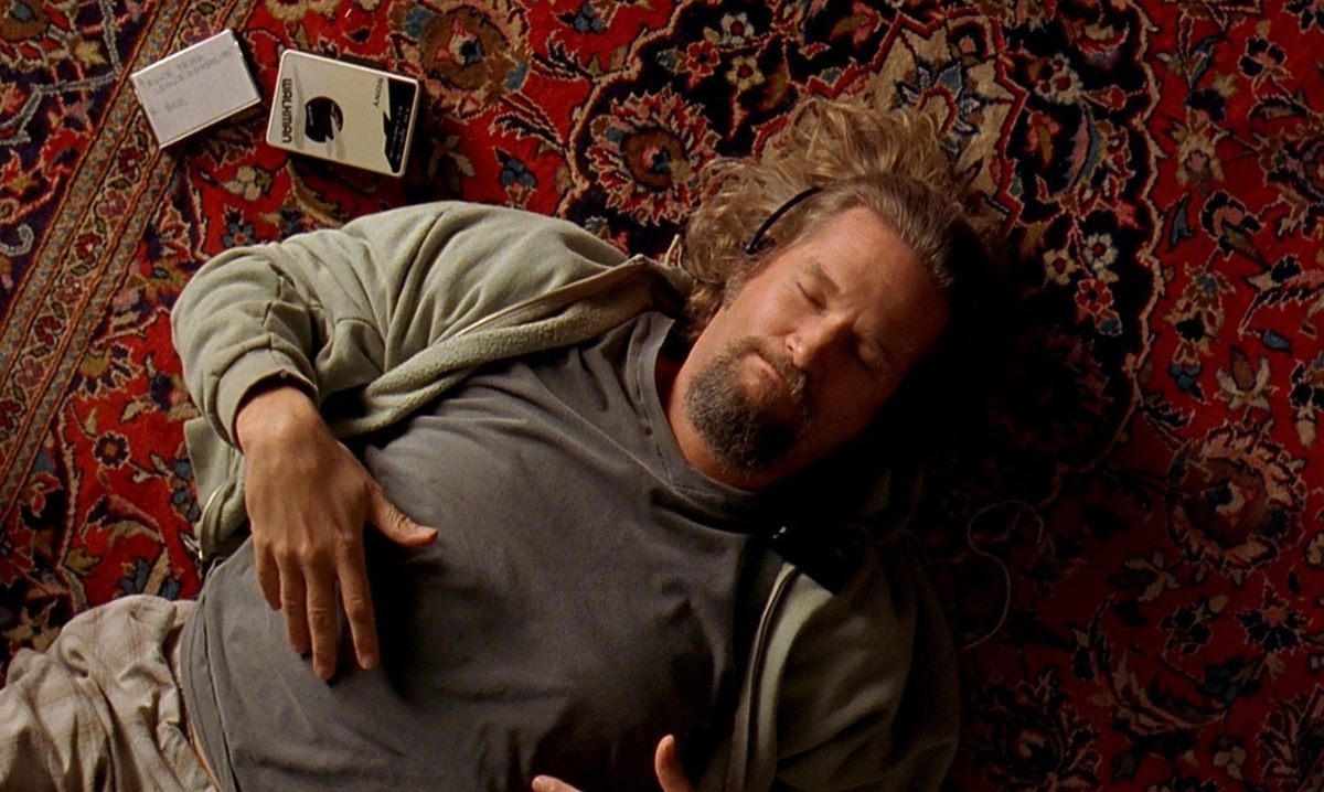    Те, кто ежедневно отмечает три положительных события дня, через месяц начинают замечать радость в обычных вещах. Кадр из фильма «Большой Лебовски»