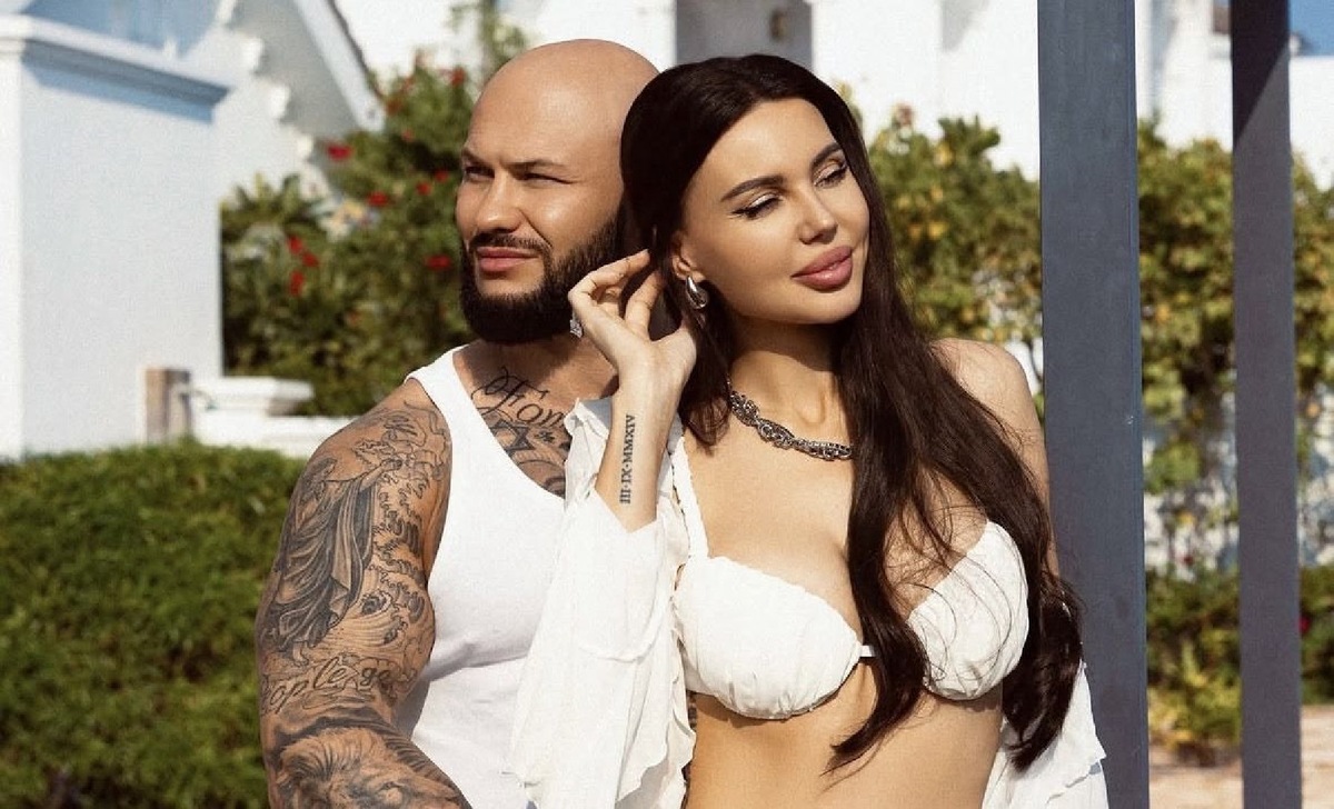    Оксана Самойлова и Джиган (Фото: Instagram* / @samoylovaoxana)