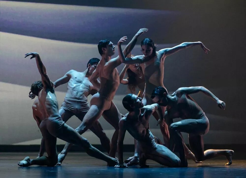    Французская драматургия и балетный авангард: главные культурные события февраля