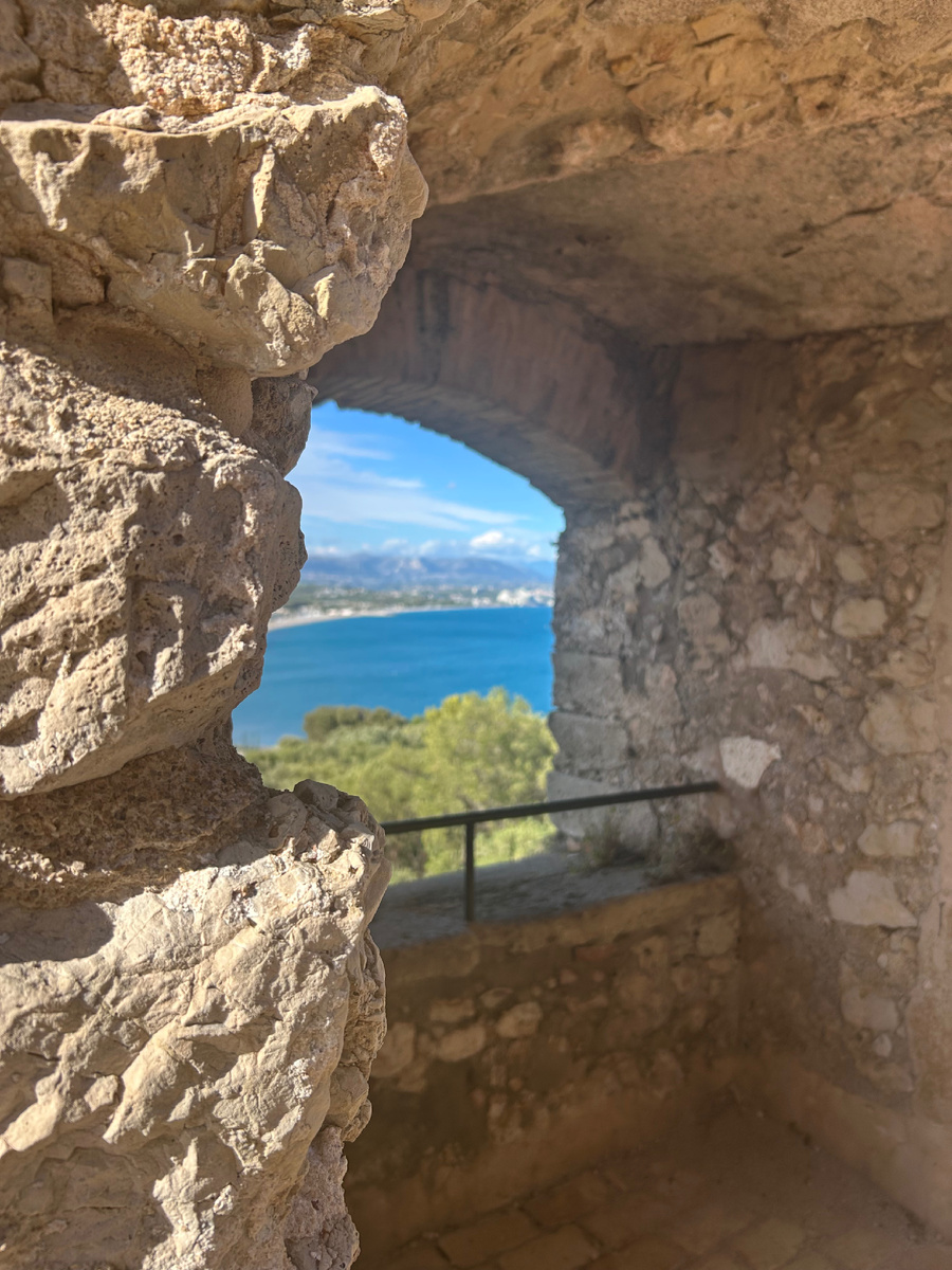 Была такая передача «Окна»… (фото автора)