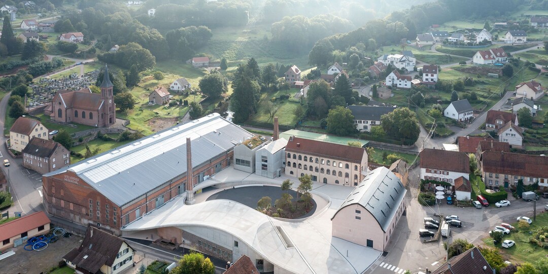 Стекольный завод и текучий бетон