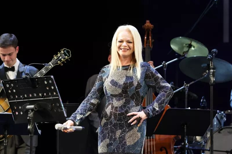 Лариса Долина открывает в Москве джаз-клуб