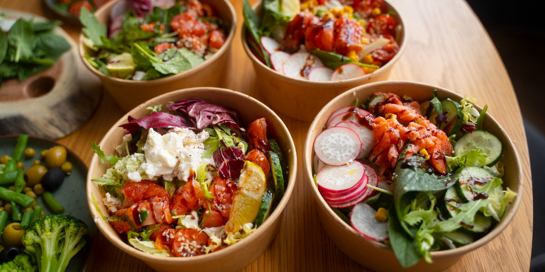 Простые салаты на каждый день: бюджетно, разнообразно и очень вкусно