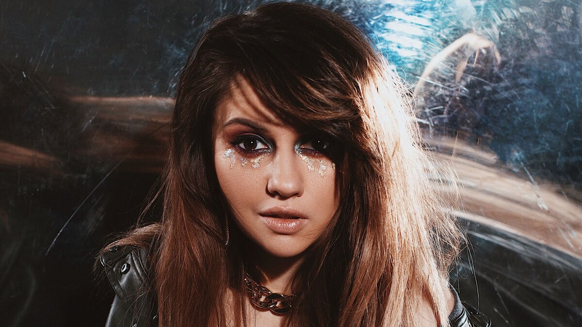    Анна Руднева