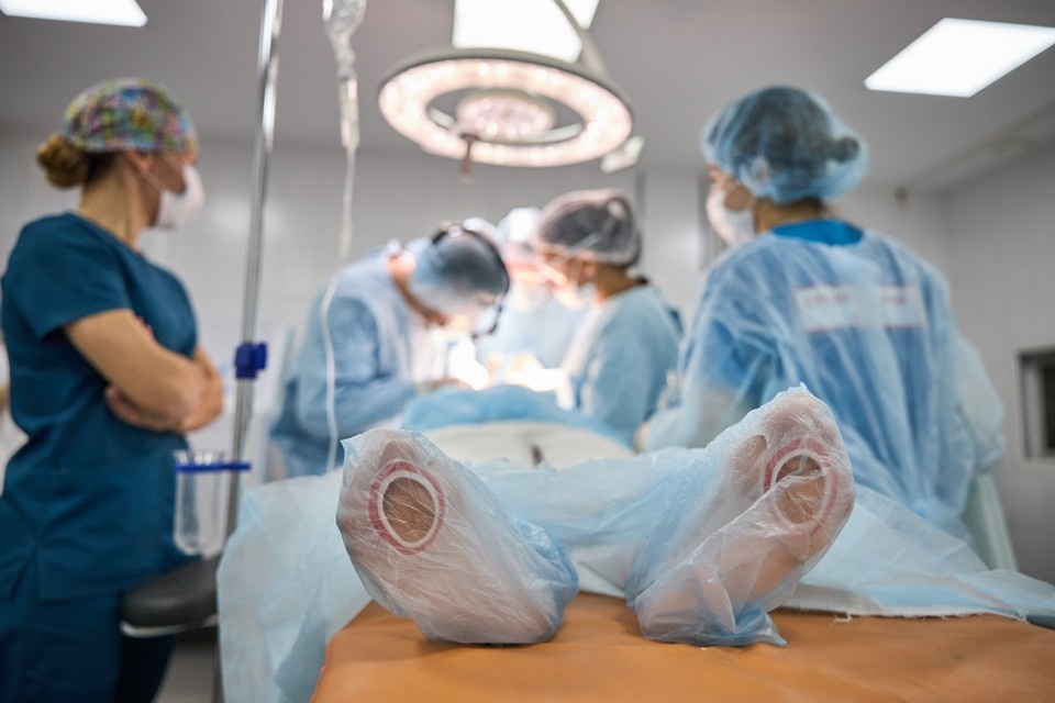    Пришлось собирать целый консилиум, чтобы решить, как провести операцию более щадяще. Николай ОБЕРЕМЧЕНКО