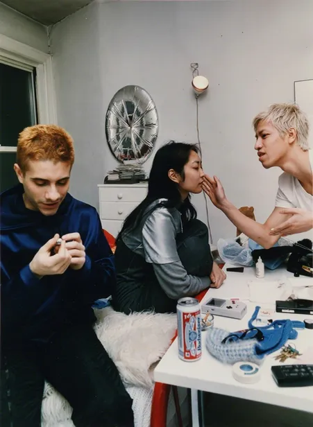 Tom, Gillian & Thoy doing makeup, 1994