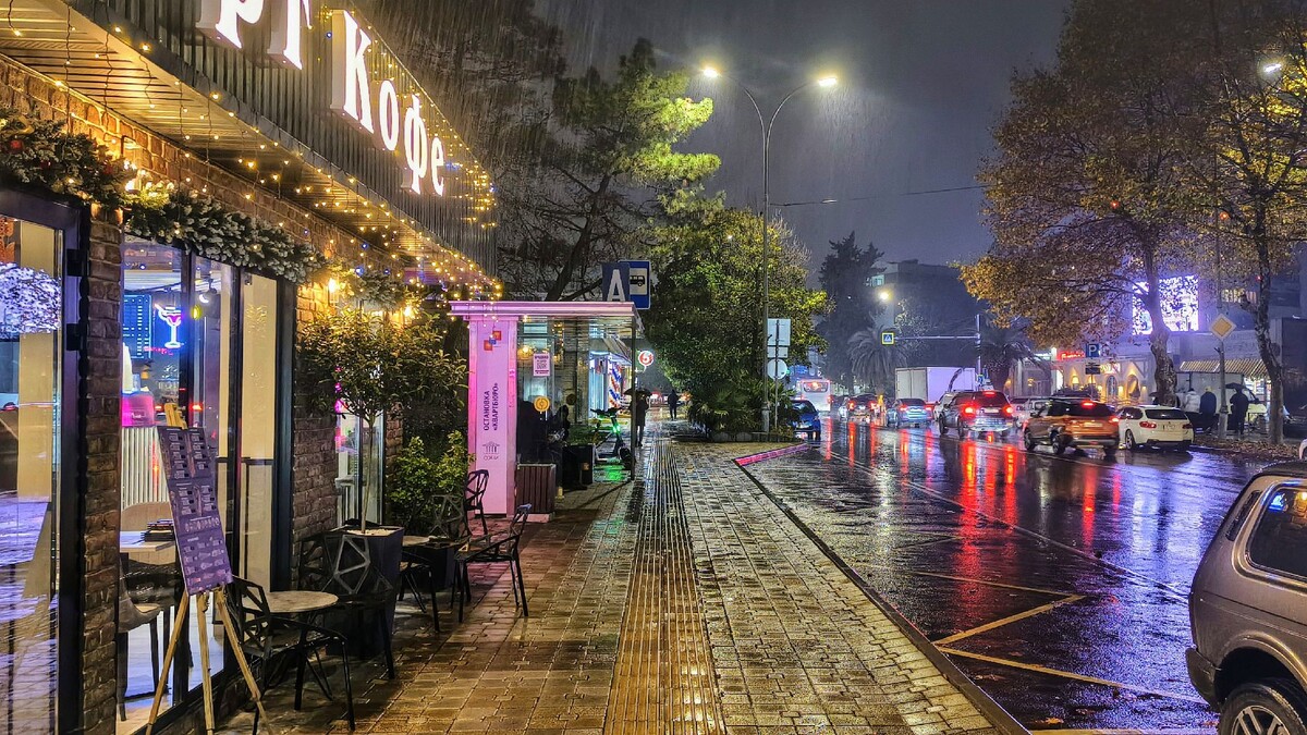 Дождь в Адлере