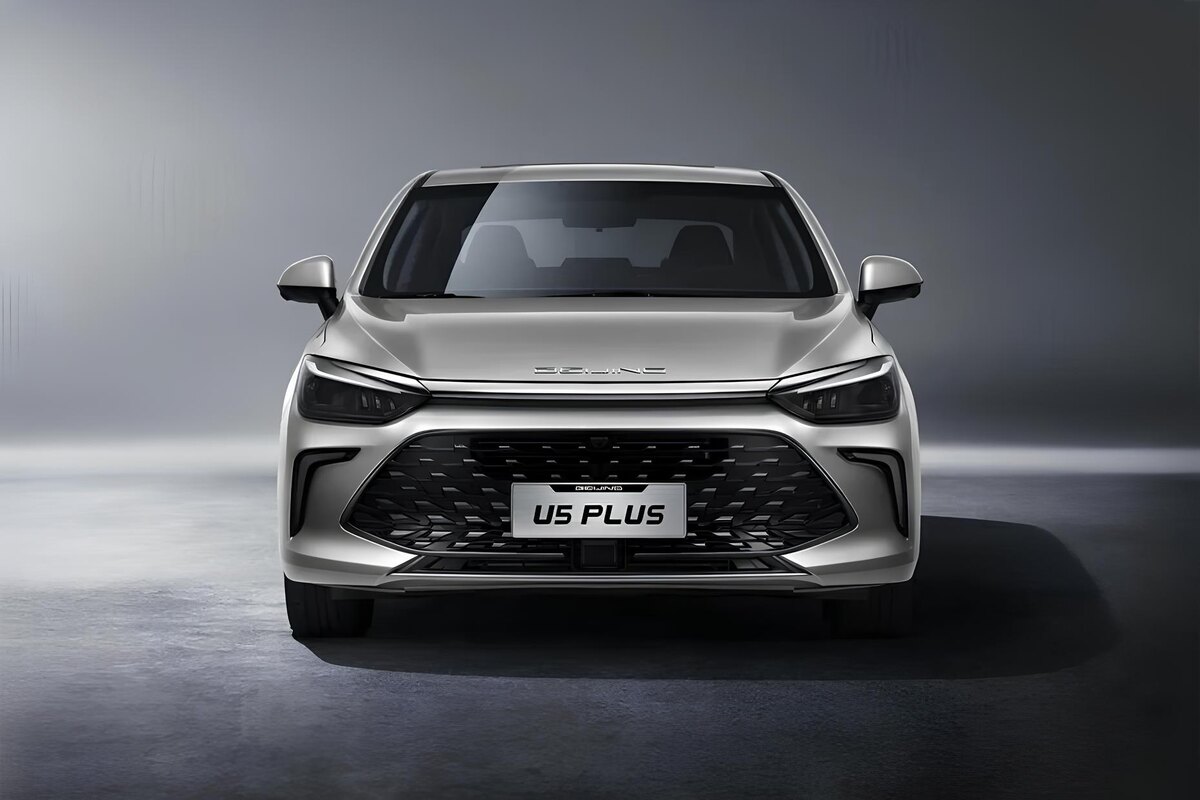 Важным аспектом для российского владельца является качество кузовного металла и окраски