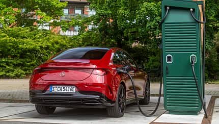 Mercedes-Benz CLA 200 EQ не для дураков!