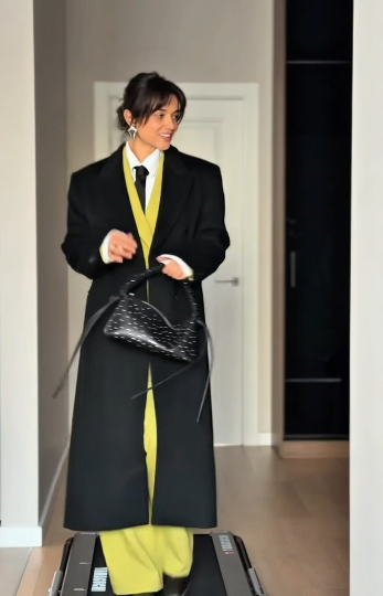 Сегодня подборка образов с ЦВЕТОМ 🤎💚🧡