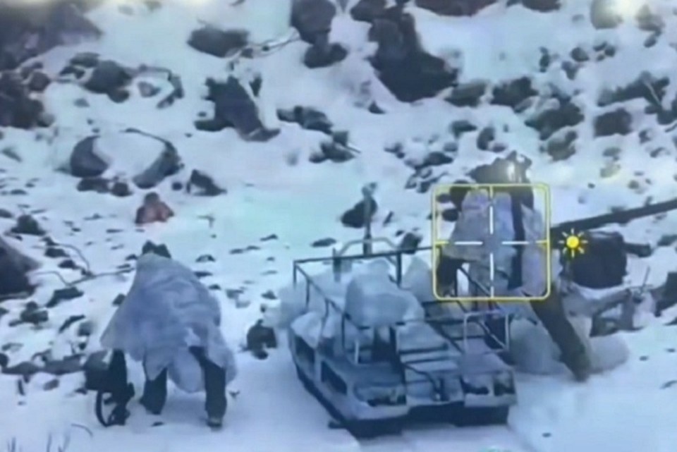    Беспилотные комплексы обеспечивают передовые позиции всем необходимым. Фото: кадр видео Росгвардии