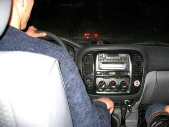 За штурвалом Крузера - впереди ночная дорога.