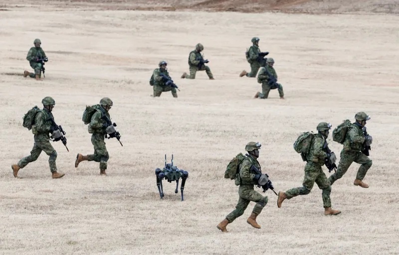 Японские вооруженные силы принимают участие в учениях под Токио, январь 2026 г. Ким Кён-Хун / Reuters