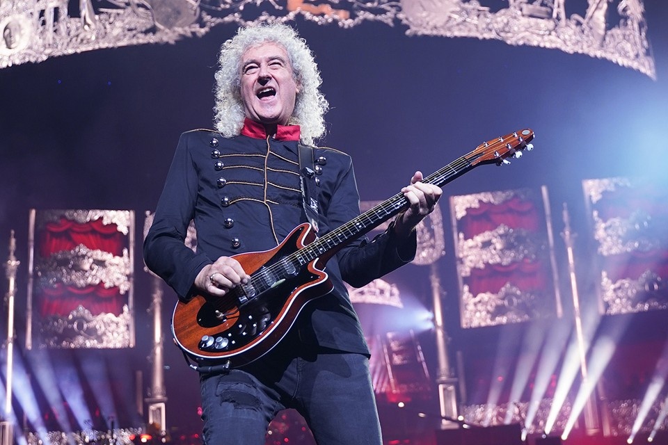    Брайан Мэй на сцене GLOBAL LOOK PRESS