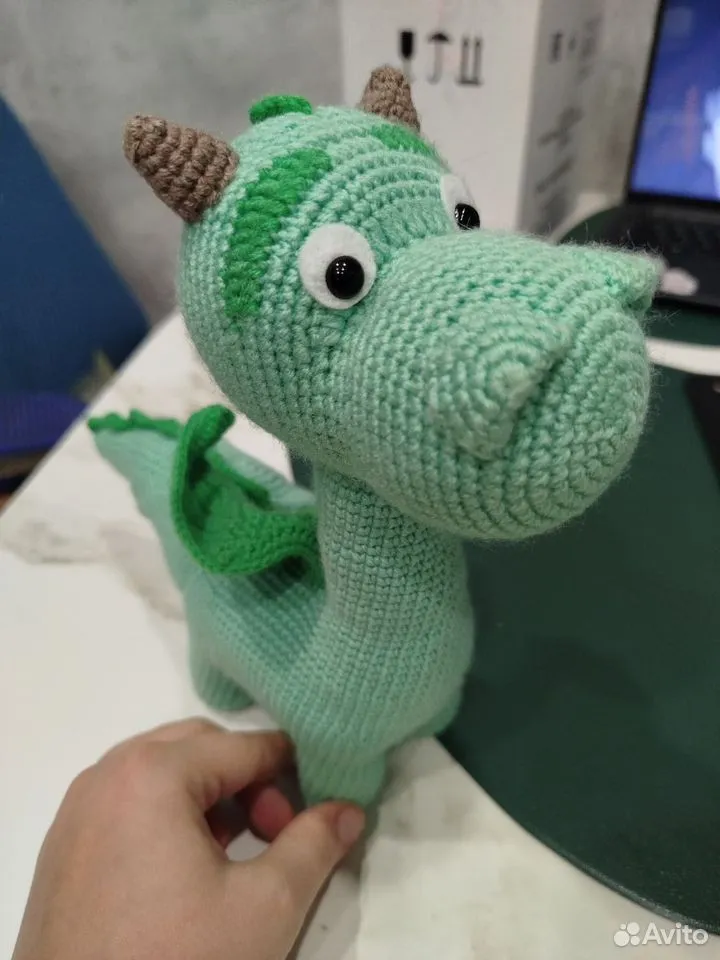 Уникальная мягкая игрушка в форме обаятельного сказочного дракона