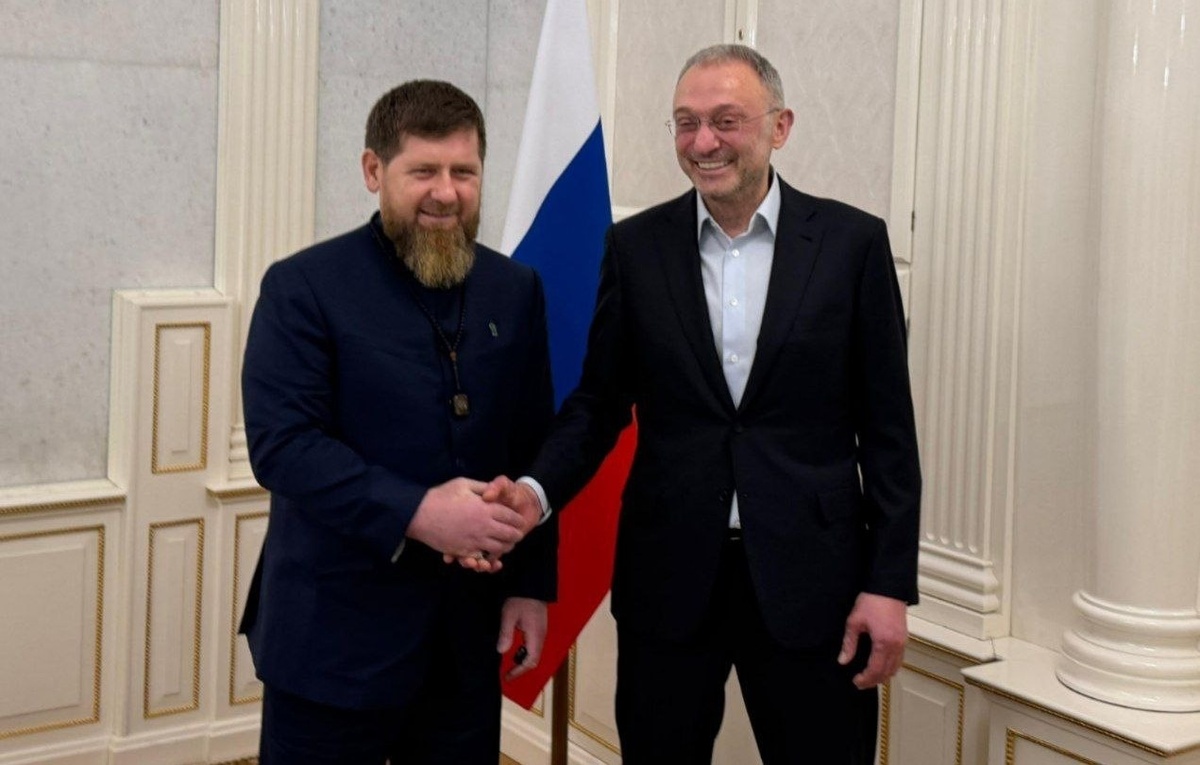    Глава Чечни Рамзан Кадыров и сенатор Сулейман Керимов  Официальный Telegram-канал главы Чечни Рамзана Кадырова