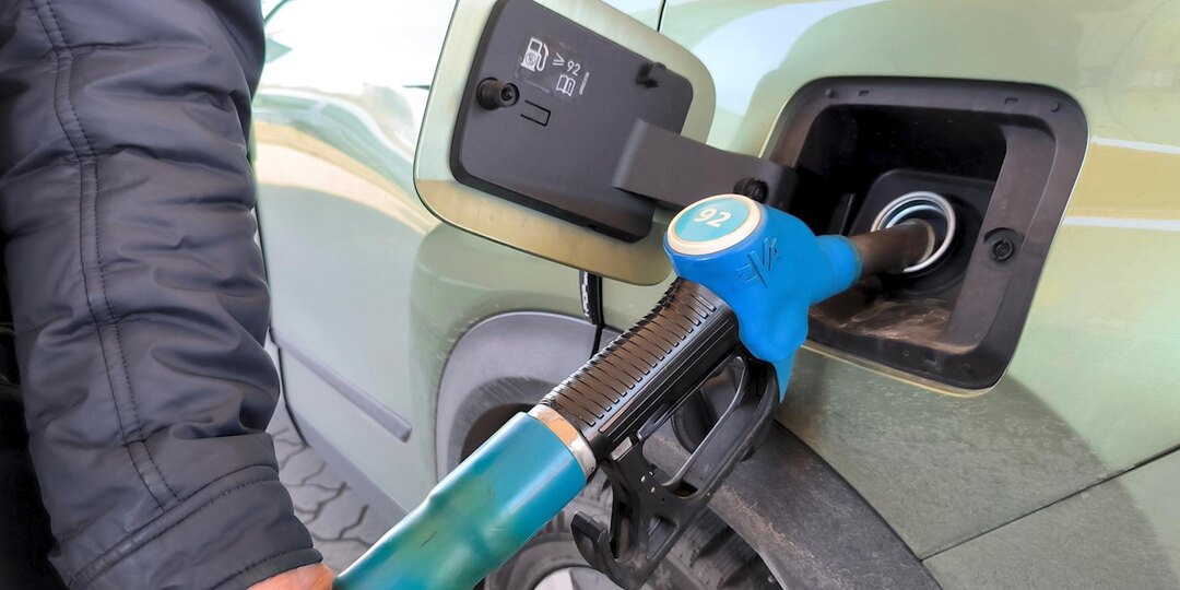 Бензин АИ-92 подорожал на бирже за месяц более чем на 9 %