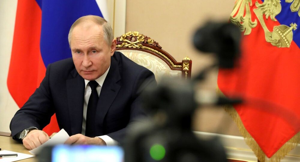 Путин поприветствовал участников и гостей кинопремии «Золотой орел»