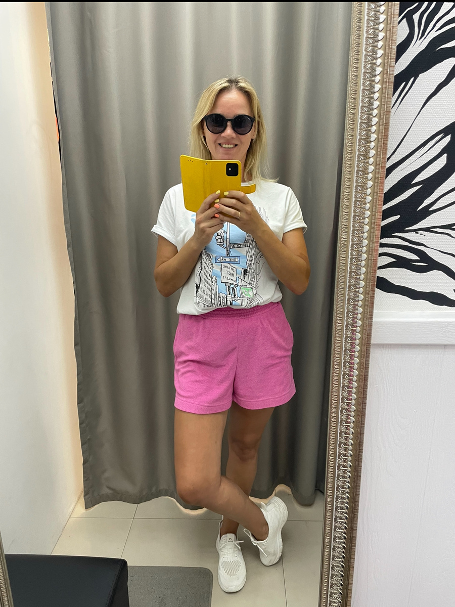 То в чем пришла.. 