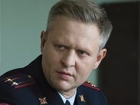 2 главный герой (актёр Андрей Гульнев)