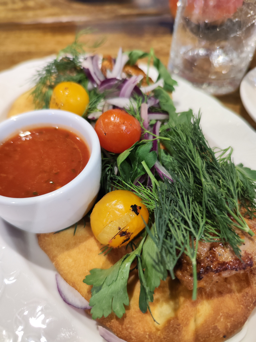 Отпразднуем вкусной едой )))