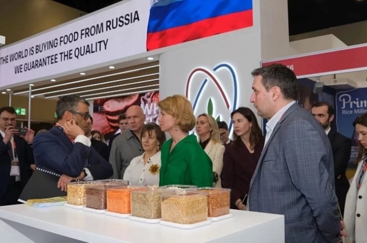    Волгоградские продукты вызвали интерес на выставке в Арабских Эмиратах