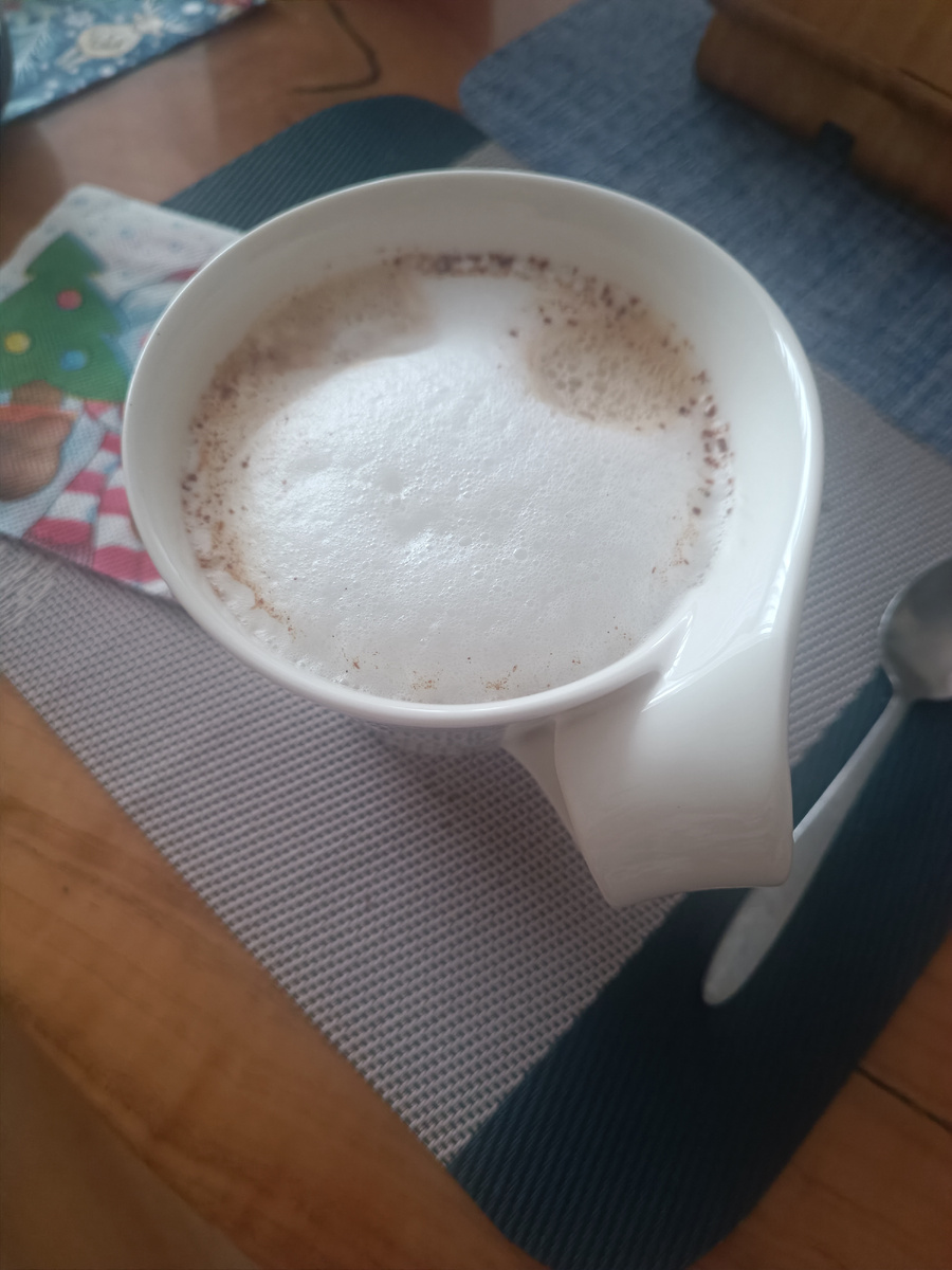 А если кофе ещё и вкусный. Да из красивой чашки. Ммммм, идеальное начало дня😍