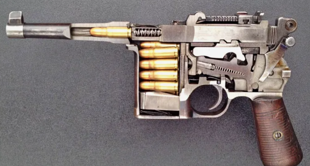 Был в каждой европейской армии, но пистолет так и не приняли на вооружение. Что не так было с Маузер К96