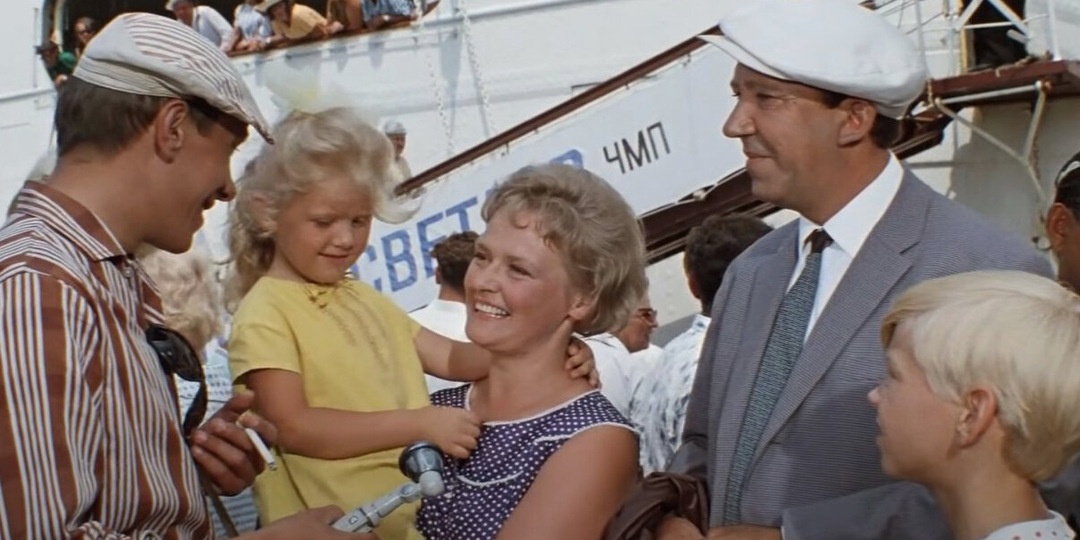 По следам «Бриллиантовой руки»: где снимали великую комедию Гайдая?