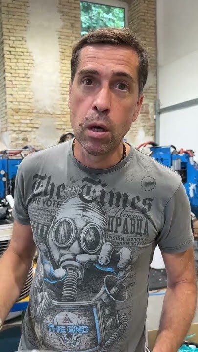 Из открытых источников в интернете. Музыкант М.Покровский.