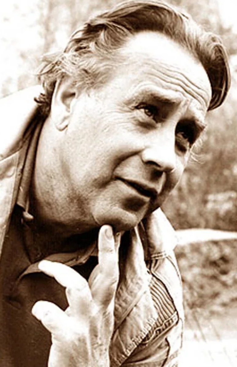 Владислав Петрович Крапивин