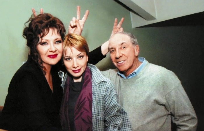 Дарья Юрская с родителями.