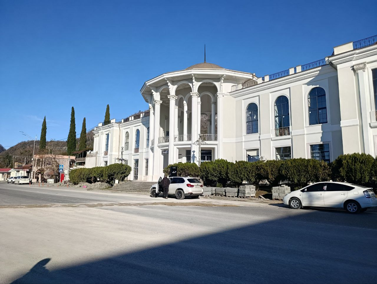 Железнодорожный вокзал Нового Афона