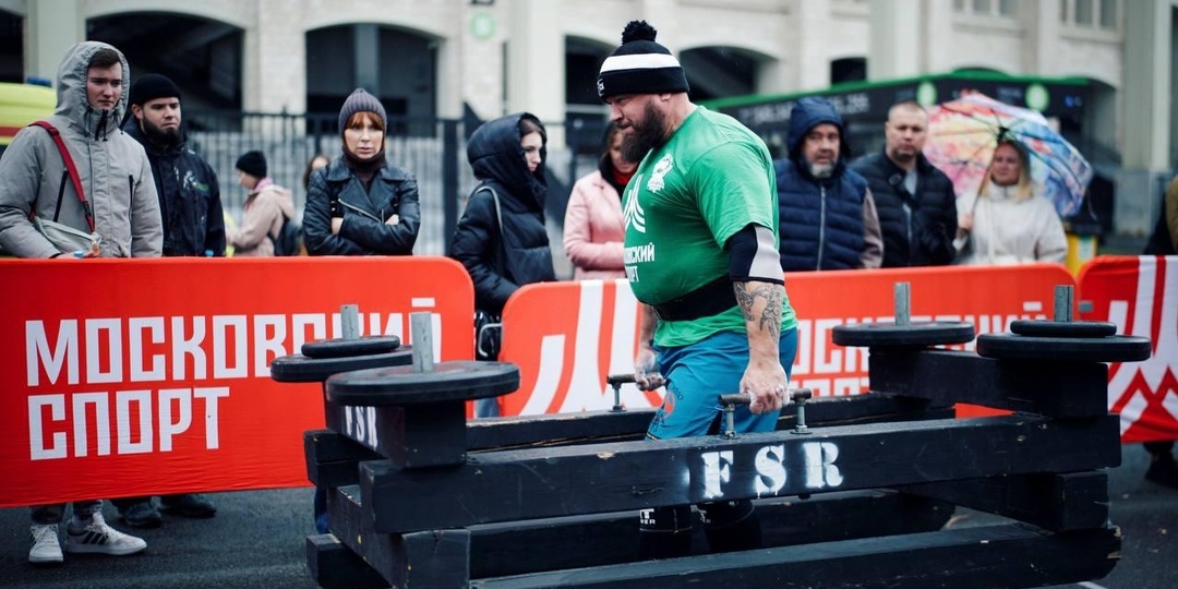 «Порваться ты всегда успеешь». Разговор с Иваном Шатовым — тренером, который знает цену силе