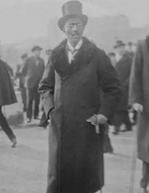 Кинг в цилиндре. Истинный африканский джентльмен