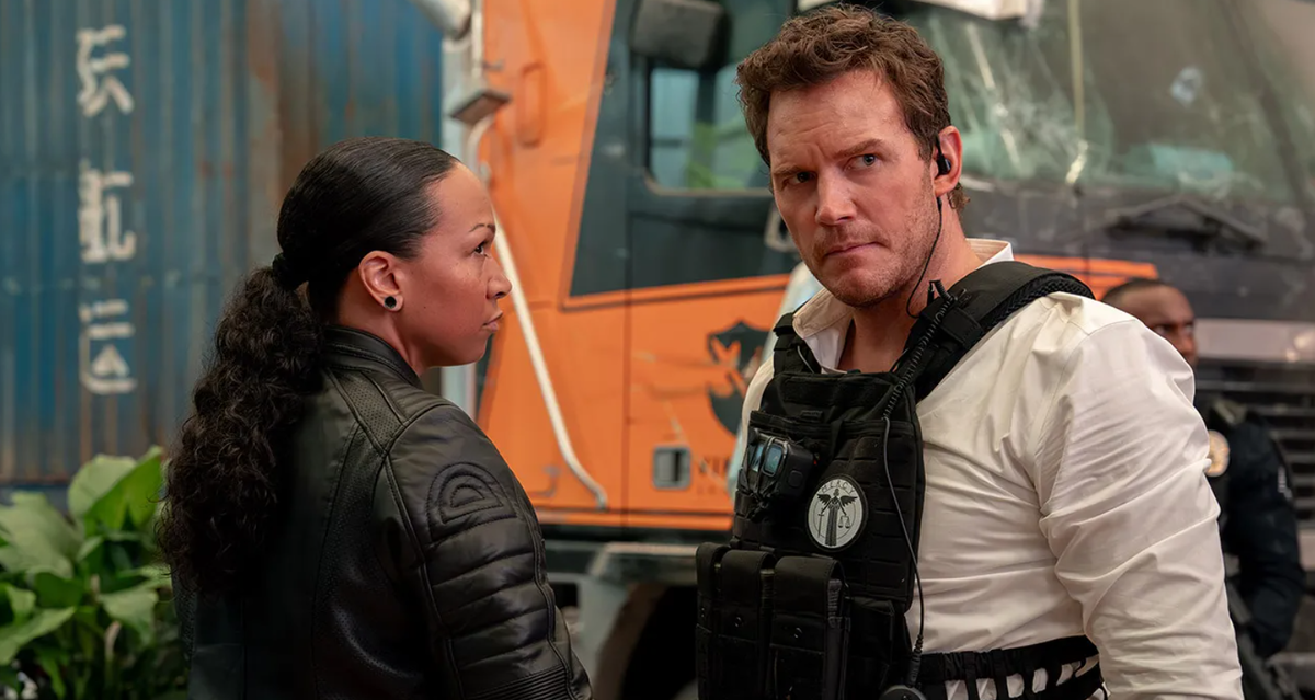 Кадр из фильма Казнить нельзя помиловать. Источник: kinopoisk.ru