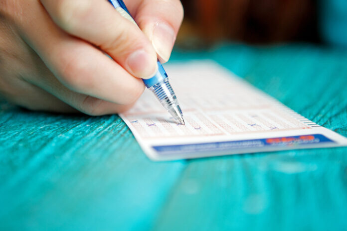    Графическое представление роста популярности лотерейных игр и их влияние на финансовый рынок в России к 2029 году.