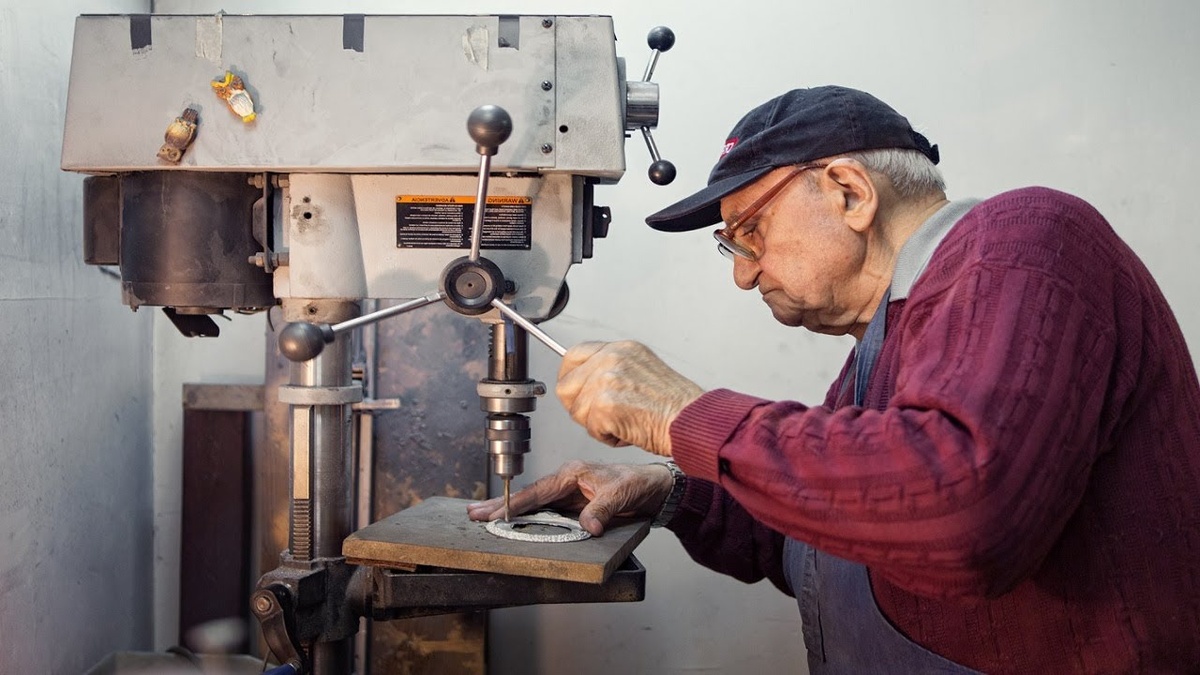 Российские пенсионеры – люди особой закалки